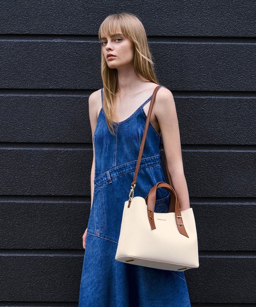 CHARLES ＆ KEITH（チャールズ&キース） ハンドバッグ ダブルハンドル