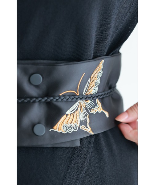 cawaii ベルト （黒）鮮やかな蝶々刺繍の帯ベルト（帯締め付き