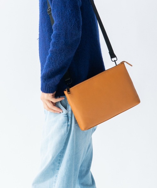 MURA（ムラ） ショルダーバッグ フルグレインレザー スキミング防止