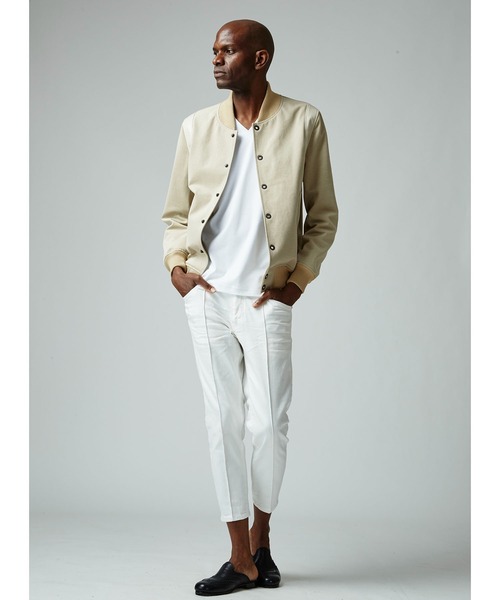 1 piu 1 uguale 3（ウノピゥウノウグァーレトレ） スタジャン STADIUM