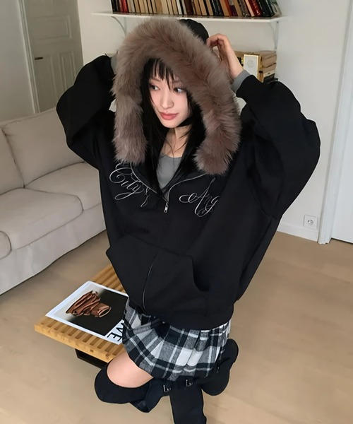 パーカー 裏起毛ファーフードフロントロゴジップパーカー/ファー付き