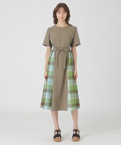 BLUE LABEL CRESTBRIDGE（ブルーレーベルクレストブリッジ