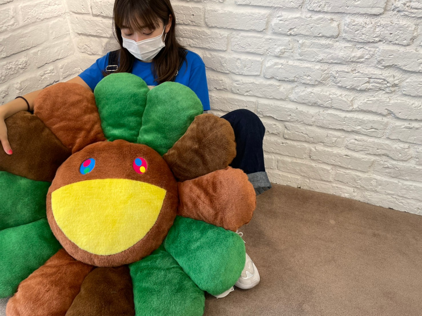 8月21日(土)よりWEBショップにて、1mお花クッション4種を販売致します