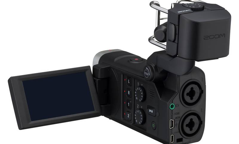 Q8 Handy Video Recorder | ZOOM