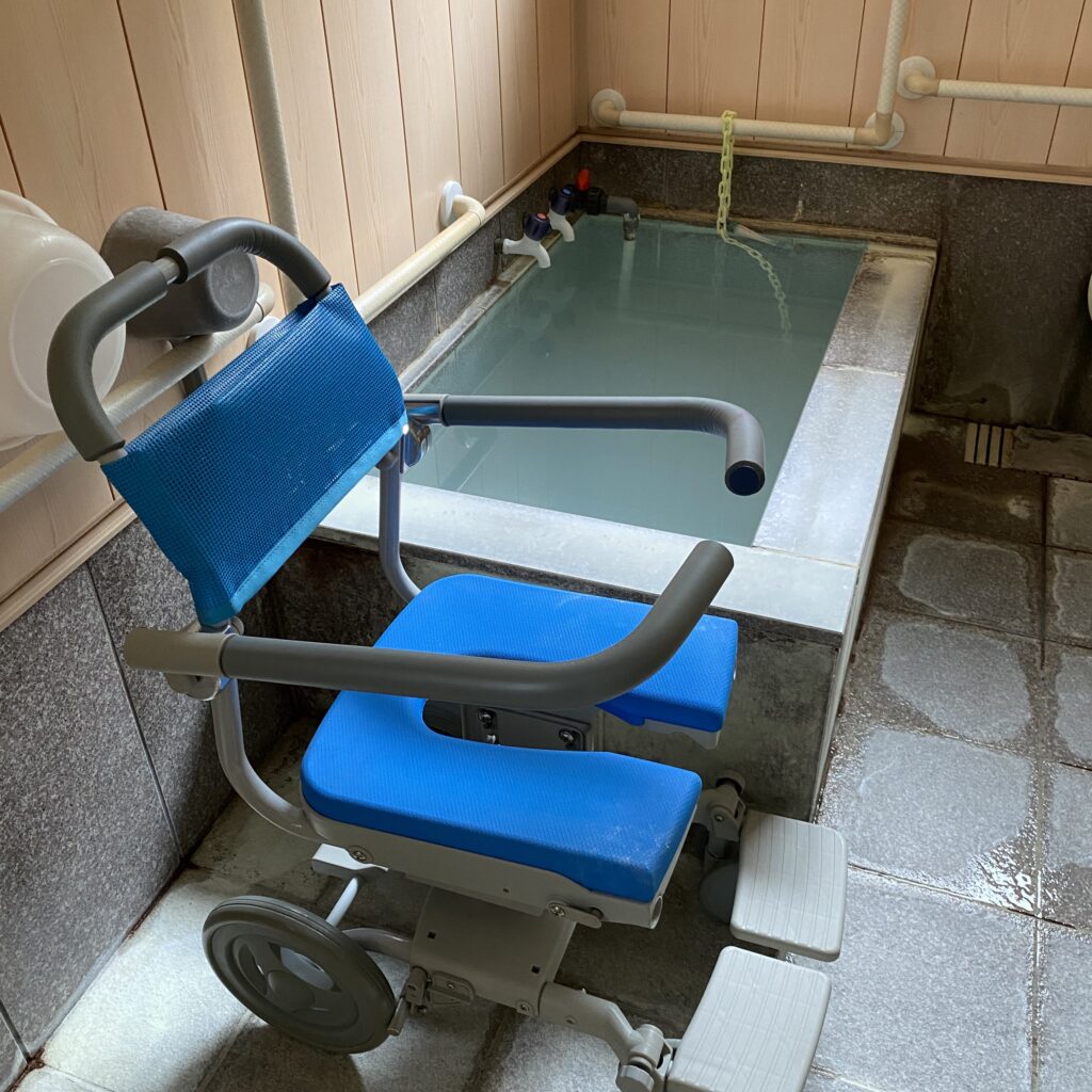 レンタル品（シャワーキャリー） - 介護付旅行サービス東京さんぽ®