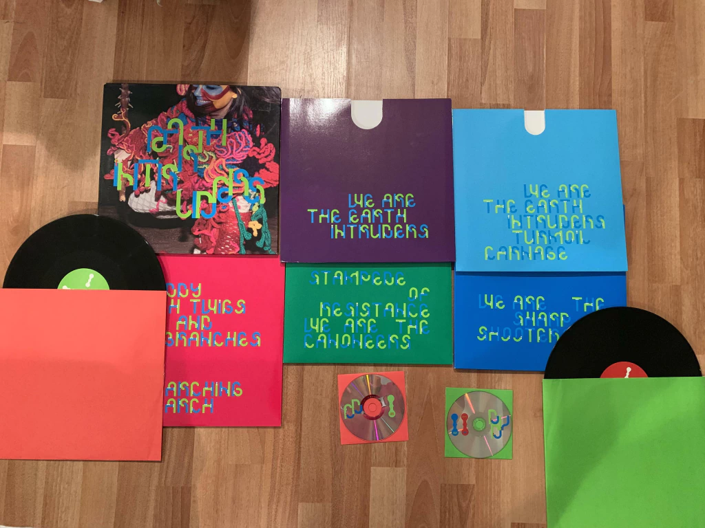 Björk - Earth Intruders [Box Vinil Duplo + CD + DVD]