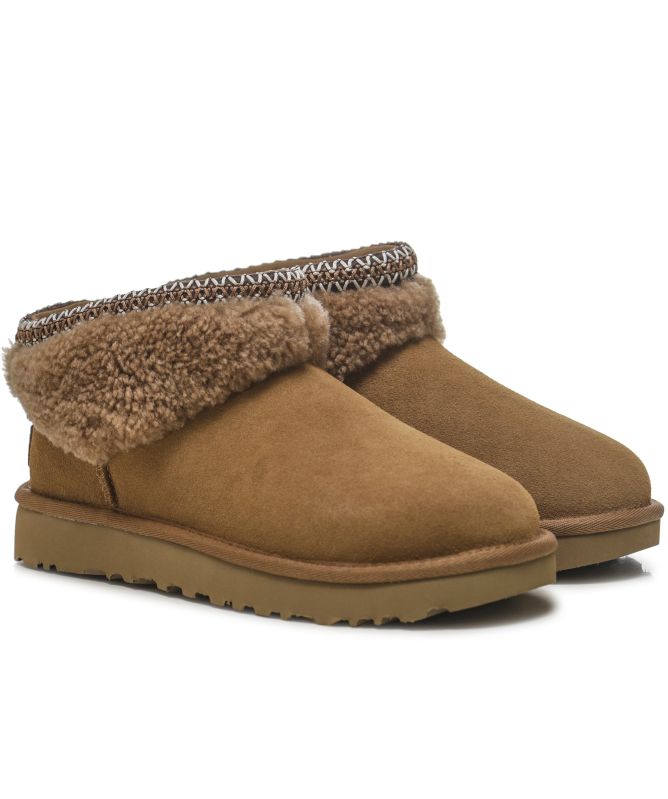 UGG Classic Ultra Mini Maxi Curly Boots