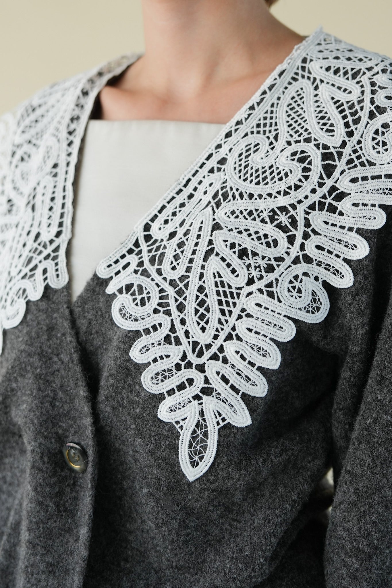 lace collar knit cardigan – Acka online store