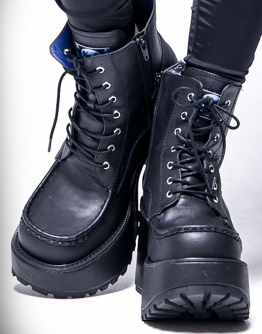 DimMoire【ディムモアール】ファー×スタッズサンダル/Black