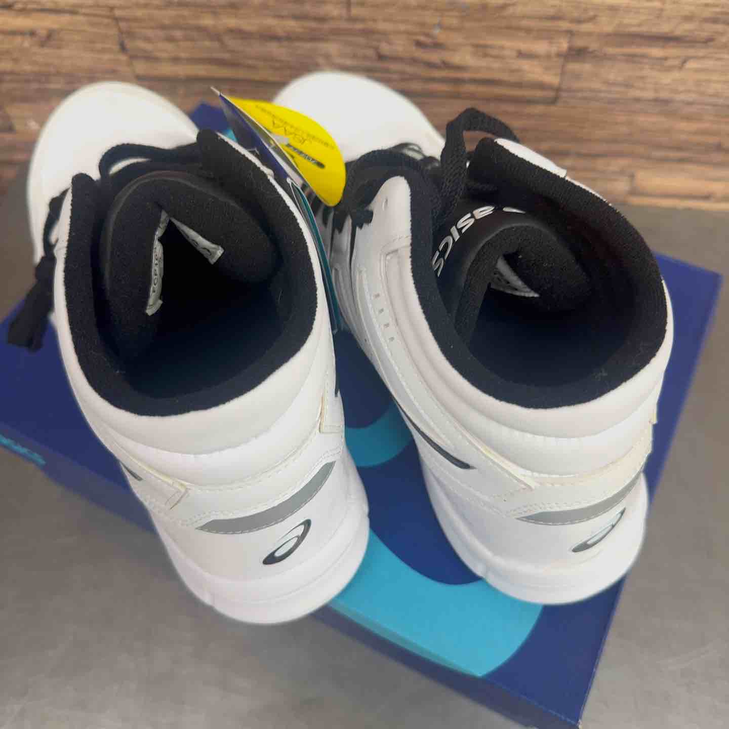 未使用】 アシックス 安全靴 ウィンジョブ CP105 ホワイト／ブラック