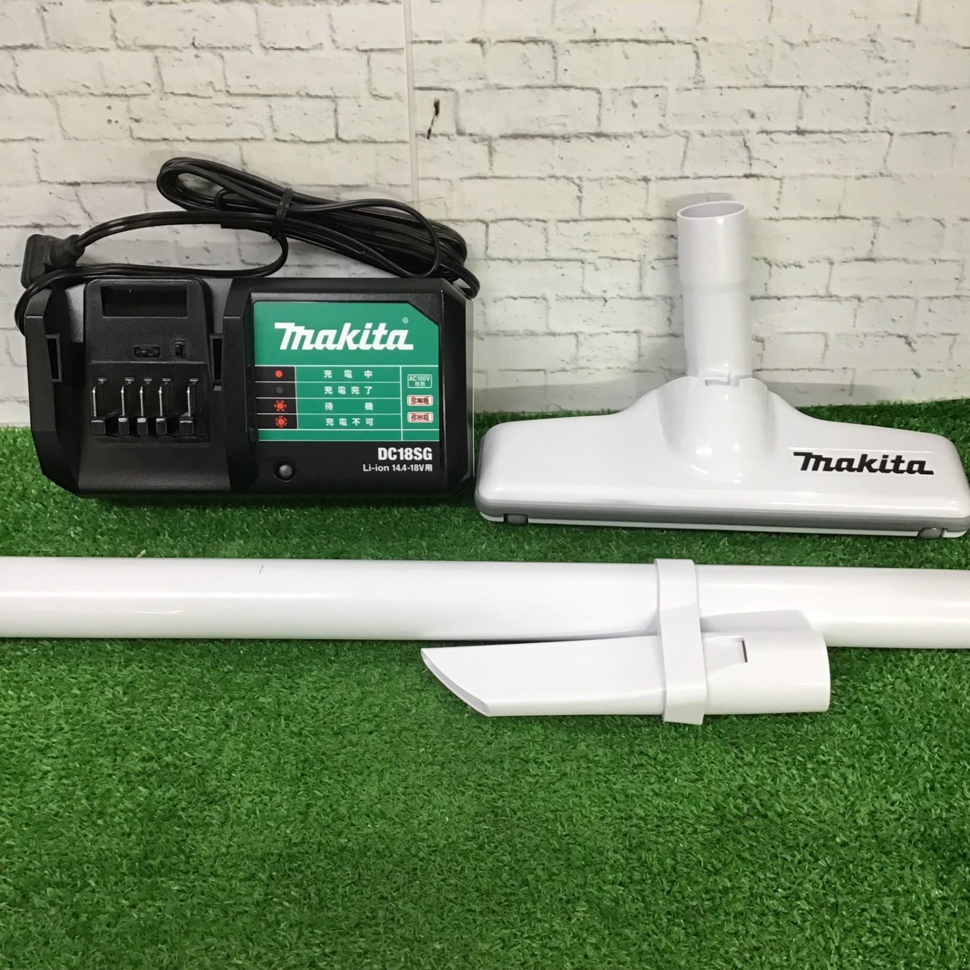 〇マキタ(makita) コードレスクリーナー ライトバッテリー14.4V