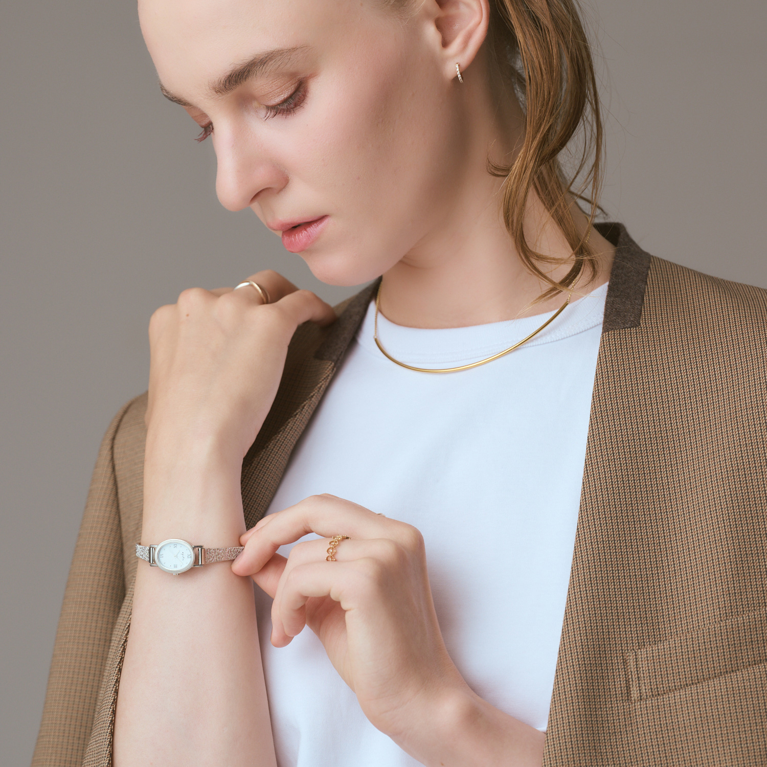 オーバルフェイスウォッチ／シルバー｜時計｜アガット 公式オンライン