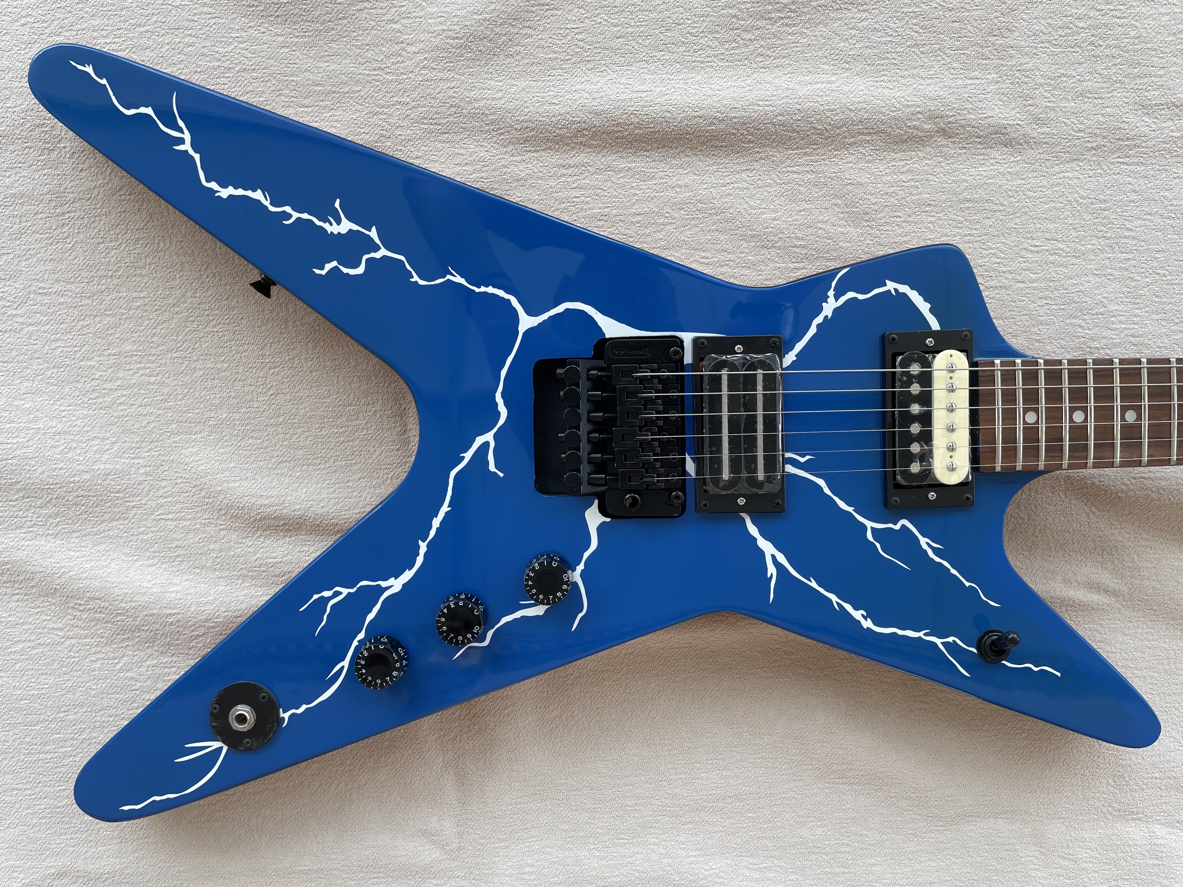 Hot Sale Custom Washburn Dimebag Darrell Model Electric Guitar