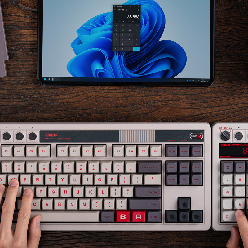 8BitDo - レトロ 18 メカニカル テンキー、電卓モードをサポート