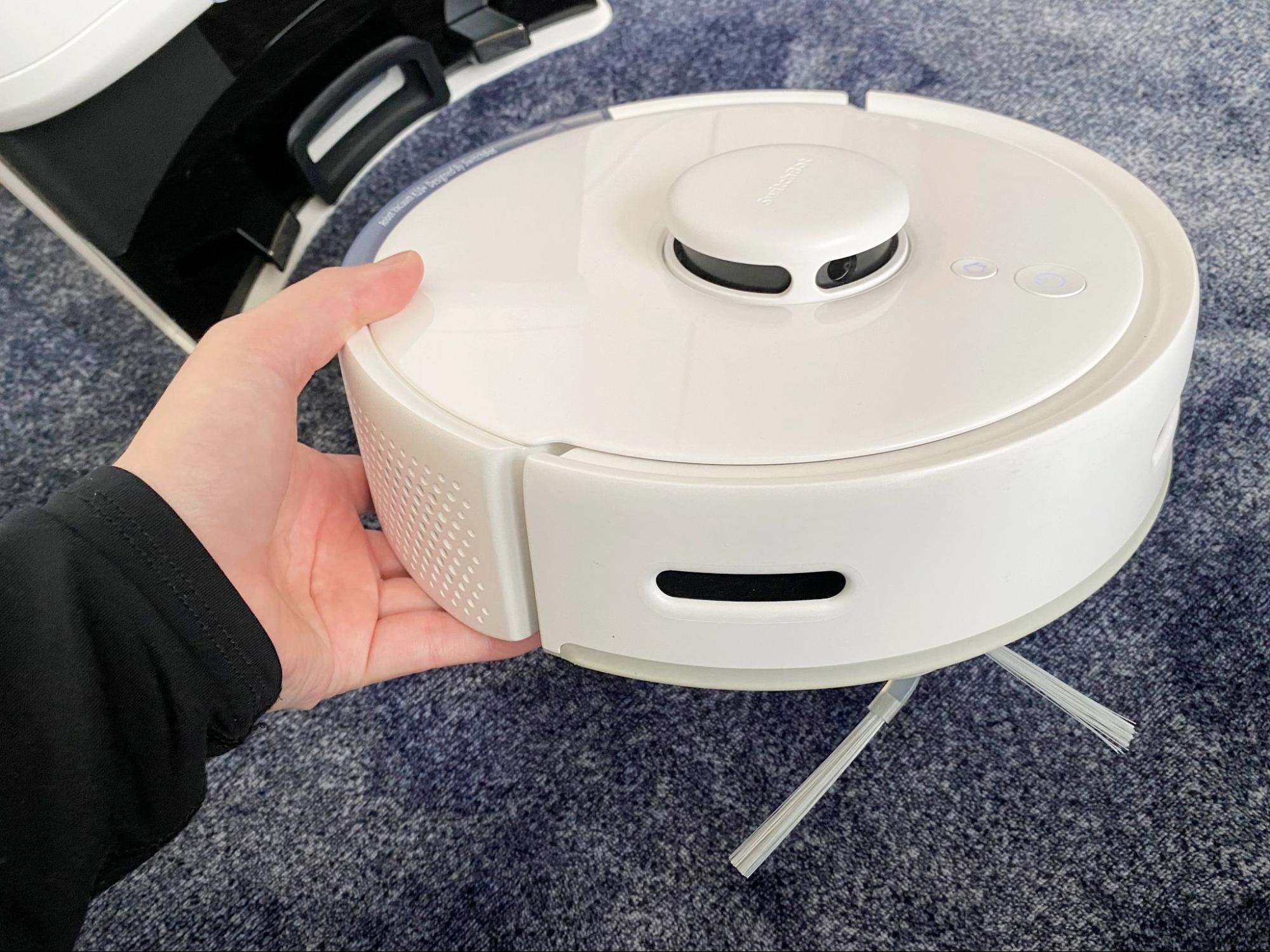 世界最小級！SwitchBot ロボット掃除機 K10+ の便利な使い方とメリット