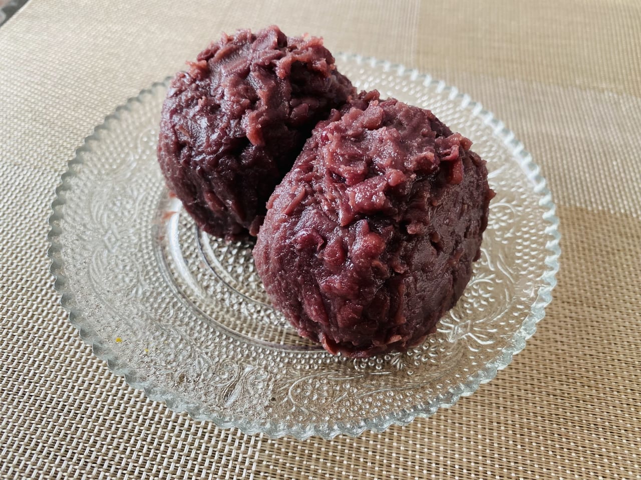 足立区】激安スーパーの横にひっそり販売していた「おはぎ」が絶品だっ