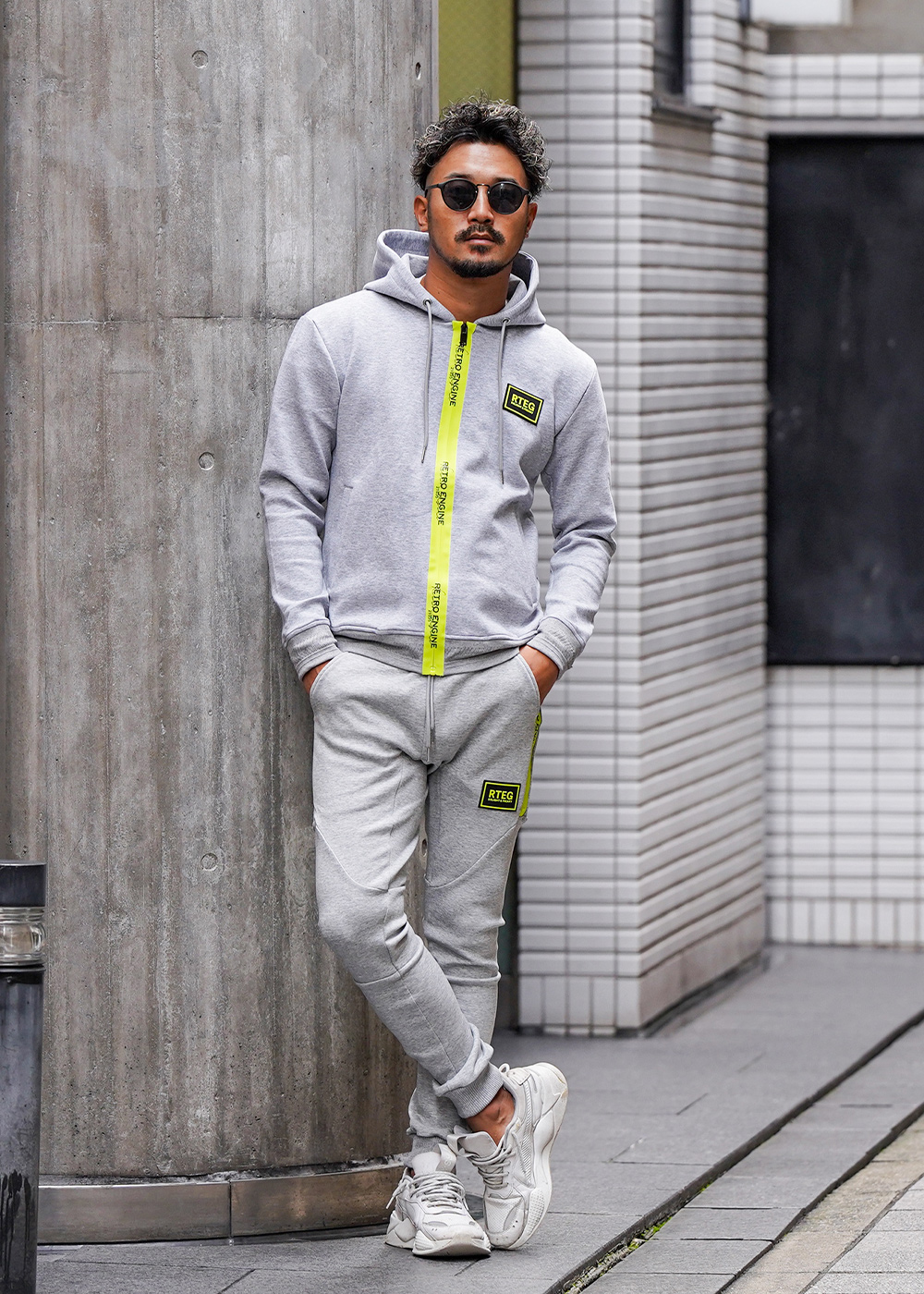 adamsJUGGLER PRESS STYLE BOOKadamsJUGGLER STYLE BOOK