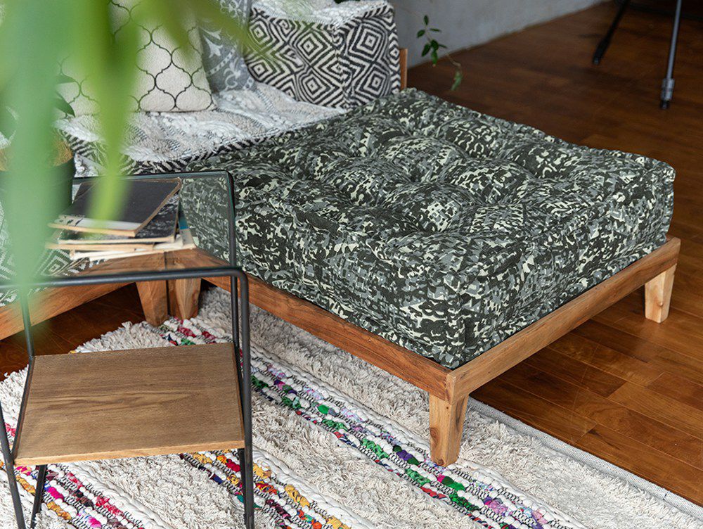 送料無料】ブロック マルチ ザブ オットマン HUS ホワイト - a.depeche