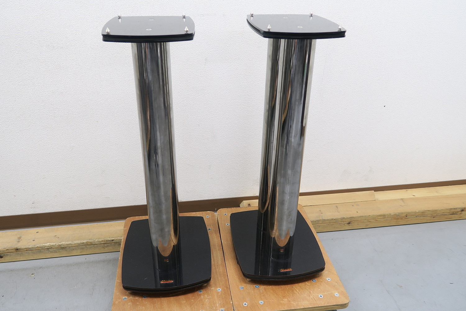 ディナウディオ DYNAUDIO Stand 4 スピーカースタンドペア @48648