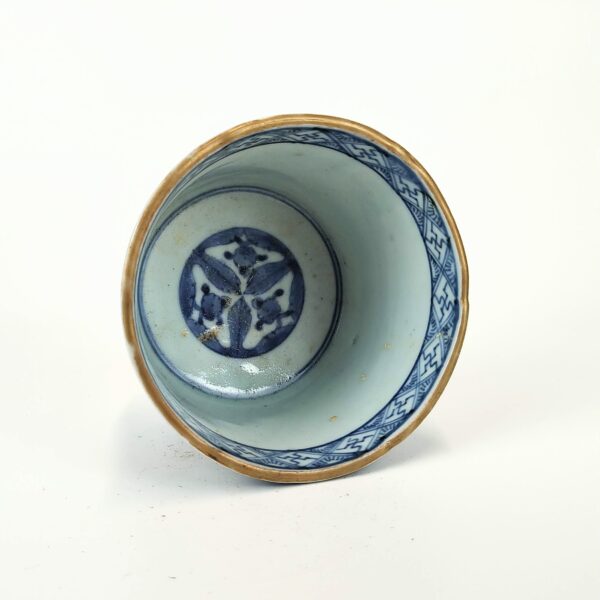 伊万里 染錦花文そば猪口 – 古美術西川