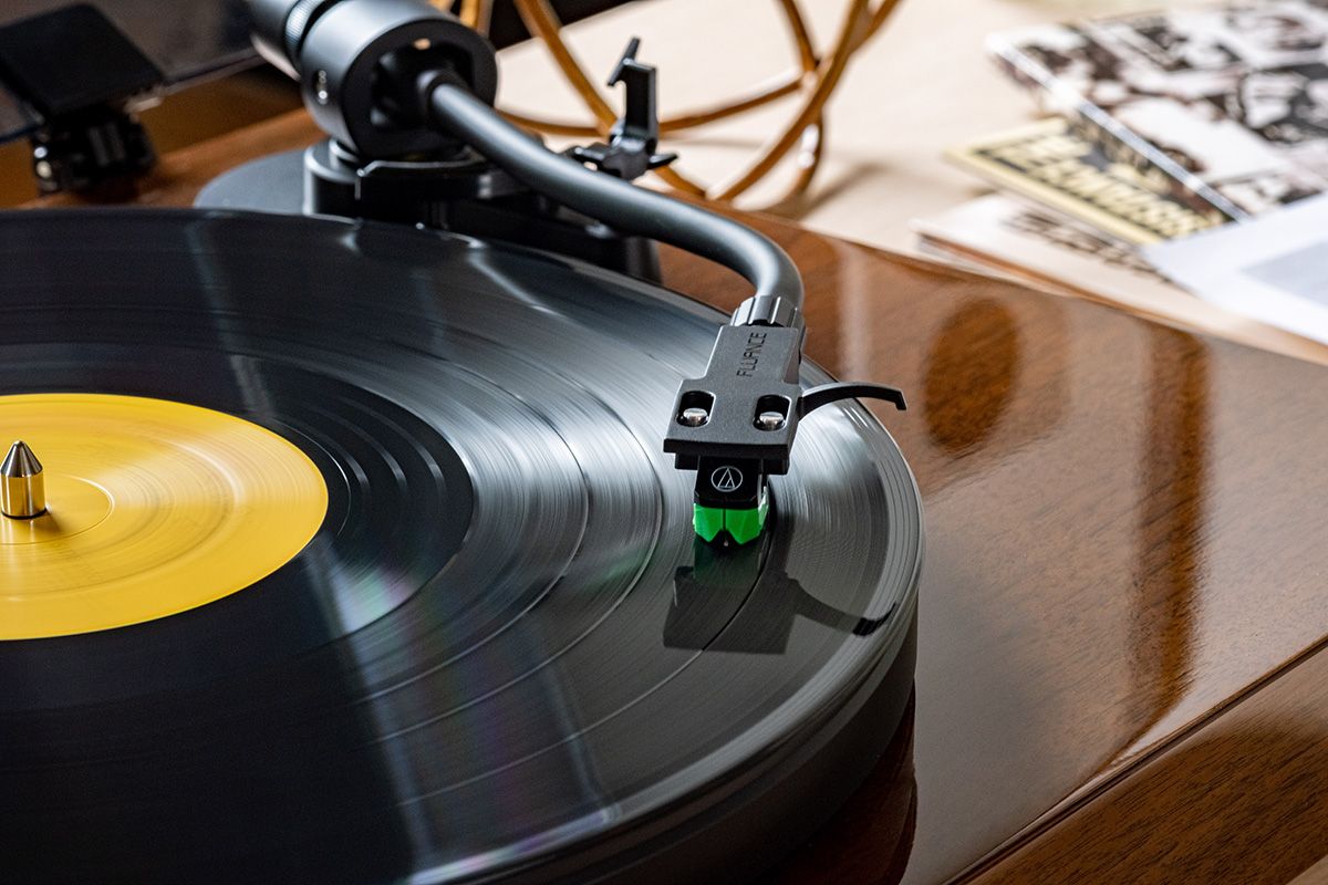 Fluance RT81+ & Ai81 Bundle: Elite Sound Experience (Piano Black)