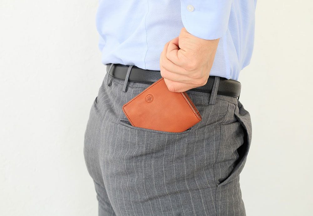 Dakota Black Label ミニモ 二つ折り財布 | TOZAI NANBOKUYA