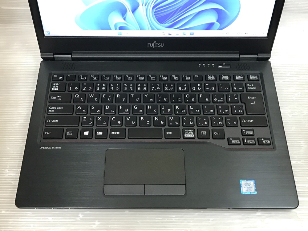 富士通 LIFEBOOK U748/S (Core i5-7300U 2.6Ghz/8GB/SSD 256GB/Wi-Fi