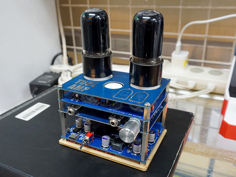 真空管アンプ実験キット」が入荷、基板交換で各種真空管に対応 - AKIBA
