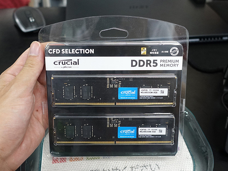 Micron製DDR5-4800メモリのCFD販売パッケージ、8GB×2枚で14,500円