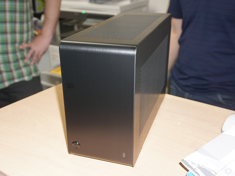 Mini-ITX PCパーツセットR5 2600/X470/16GB/SFX電源 Mini-ITX PC