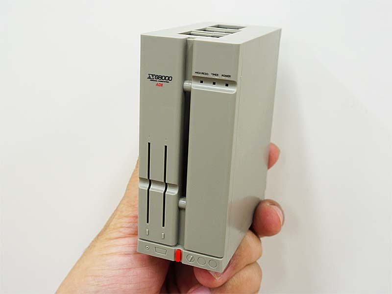 名機「X68000」のプラモデルケースに新モデル、ラズパイを搭載可能