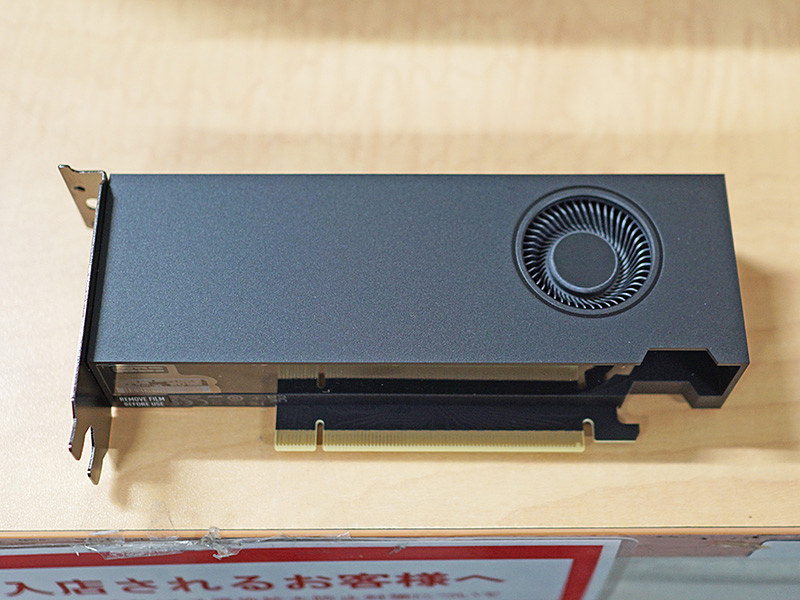 4画面出力のプロ向けビデオカード「NVIDIA RTX A2000」が発売、最大70W