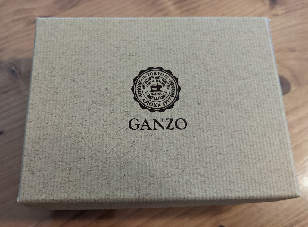 買ってよかったコードバン(GANZO)の名刺入れ。オンライン時代に突入し