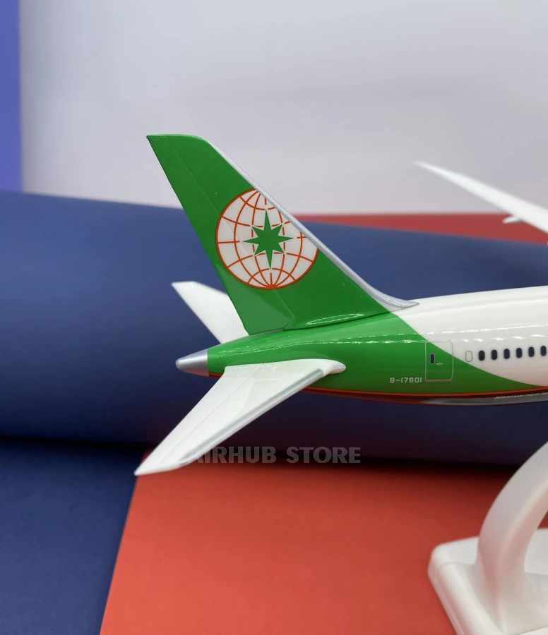 Aviation Aircraft Model Eva Air Boeing 787-10 reg. B-17801 Snap