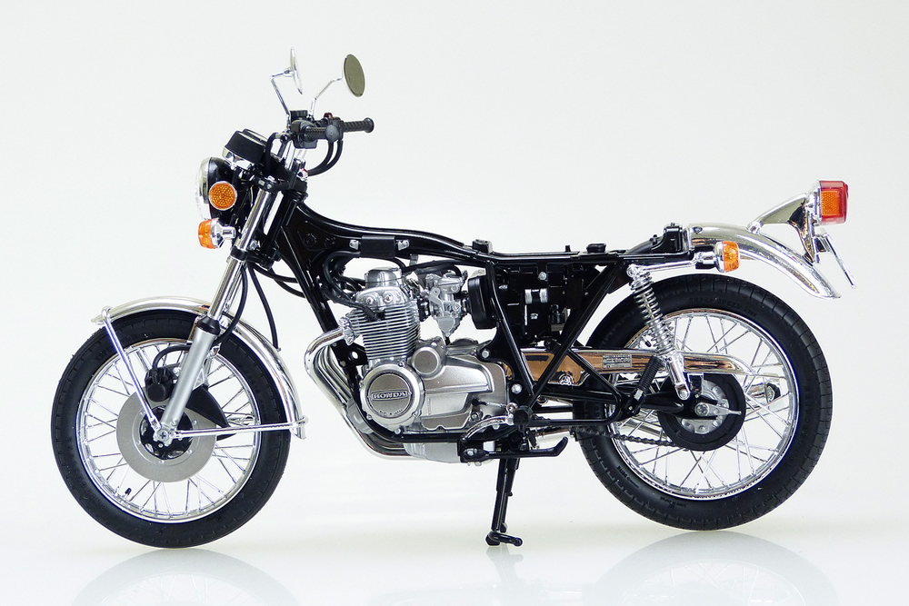 1/12 ホンダ CB400 CB400FOUR-Ⅰ・Ⅱ '76 - AOSHIMA SCALE MODEL LINEUP
