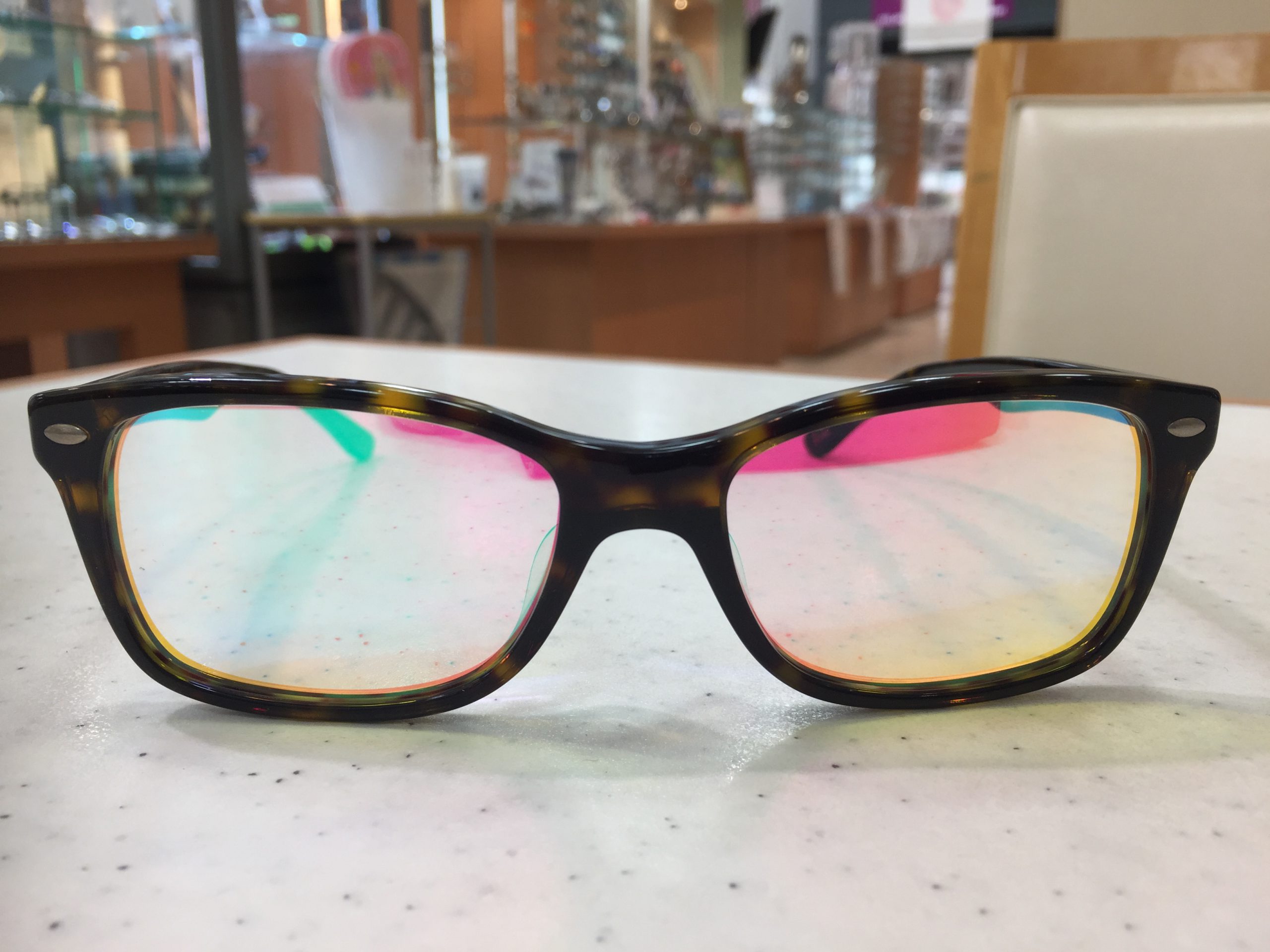 ネオダルトン 色覚補正メガネ Carreraフレーム ほぼ未使用 赤補正 色覚