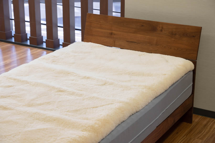 ムートンシーツ 日本ムートン ✕ 昭和西川 プレミアムタイプ