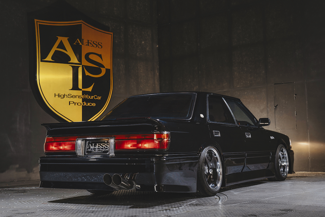 VIPSTYLE公認｜ファン垂涎の13クラウン インシュランス仕様！ - ALESS