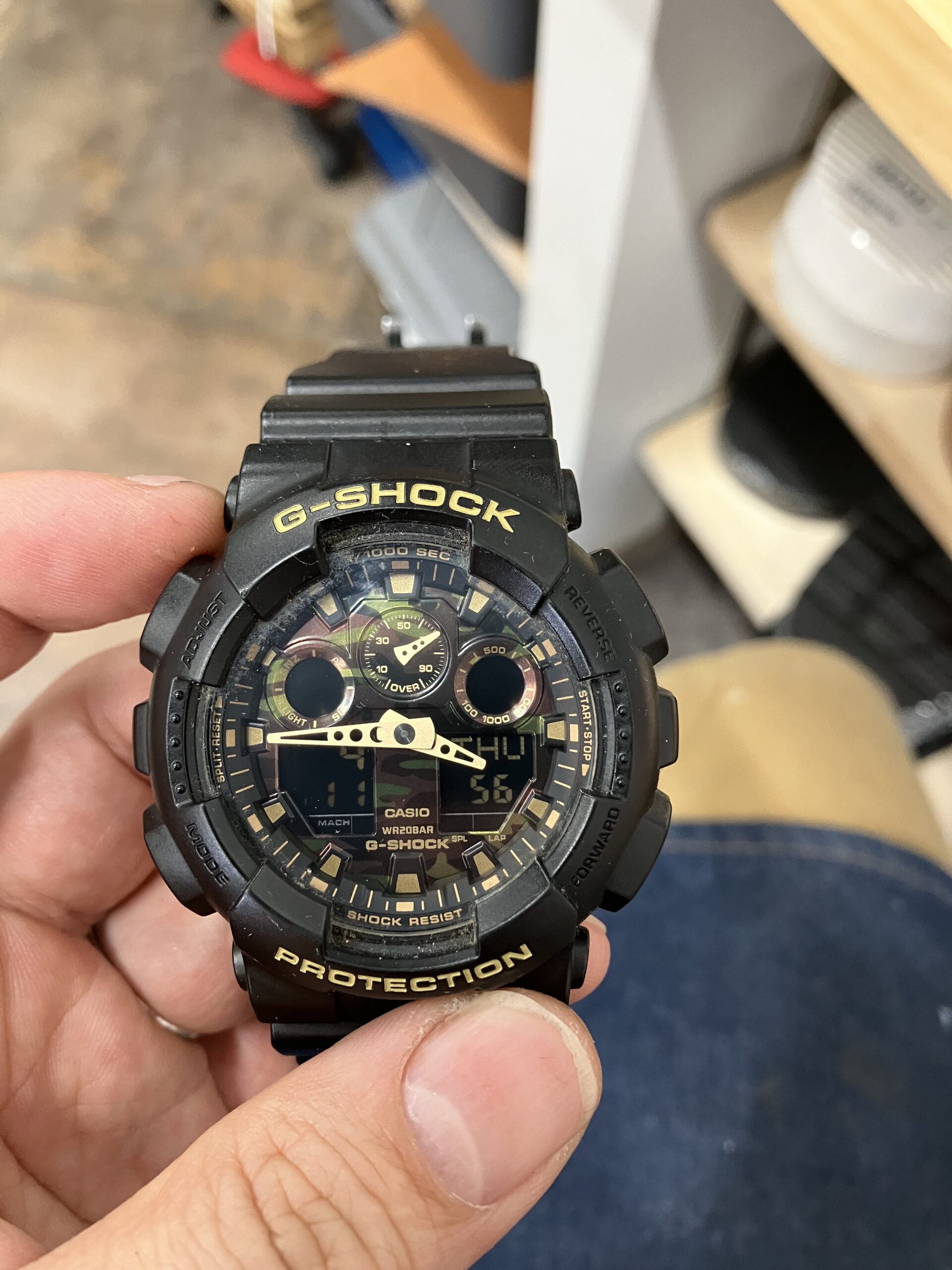 G-SHOCKの電池交換徹底ガイド!寿命から自分でする方法まで完全解説 - a