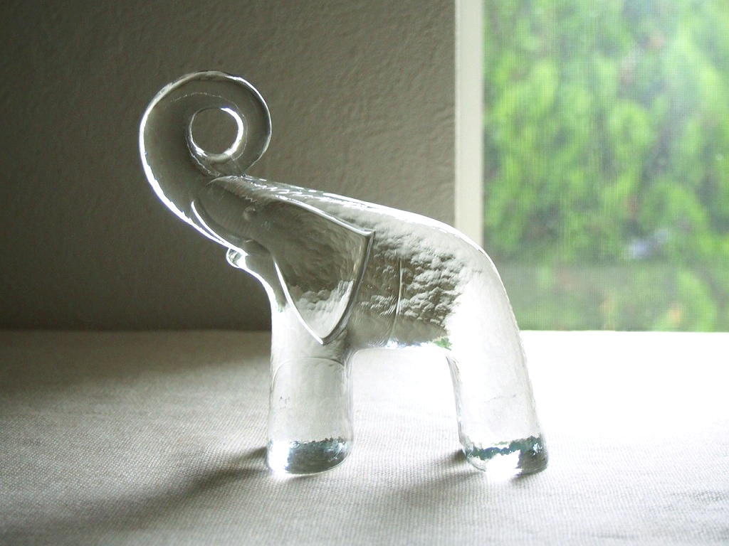 北欧ヴィンテージガラス KOSTA BODA Bertil Vallien クリスタルのゾウ