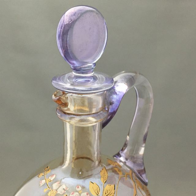 オールドバカラ「ラスター彩&アンバー色 ジャポニズム ベリー文 カラフ