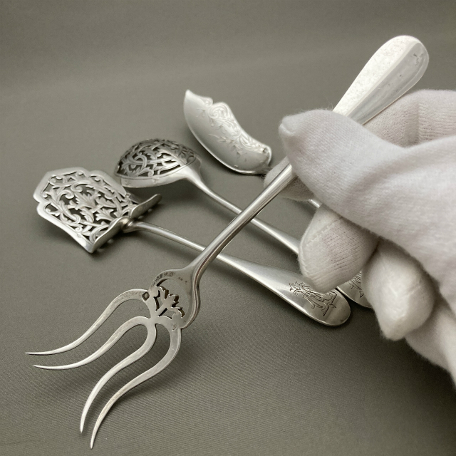 フランス「Henri Soufflot サービングセット 4点」《アンティックかとう》