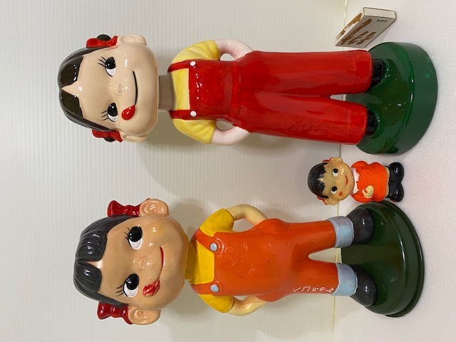 大きい☆不二家☆ペコちゃん☆陶器製☆首ふり☆人形 高さ 31．0cm