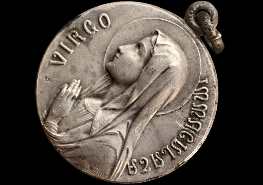 アンティークアナスタシア 神戸北野町 ルルドの聖母 ノートル＝ダム