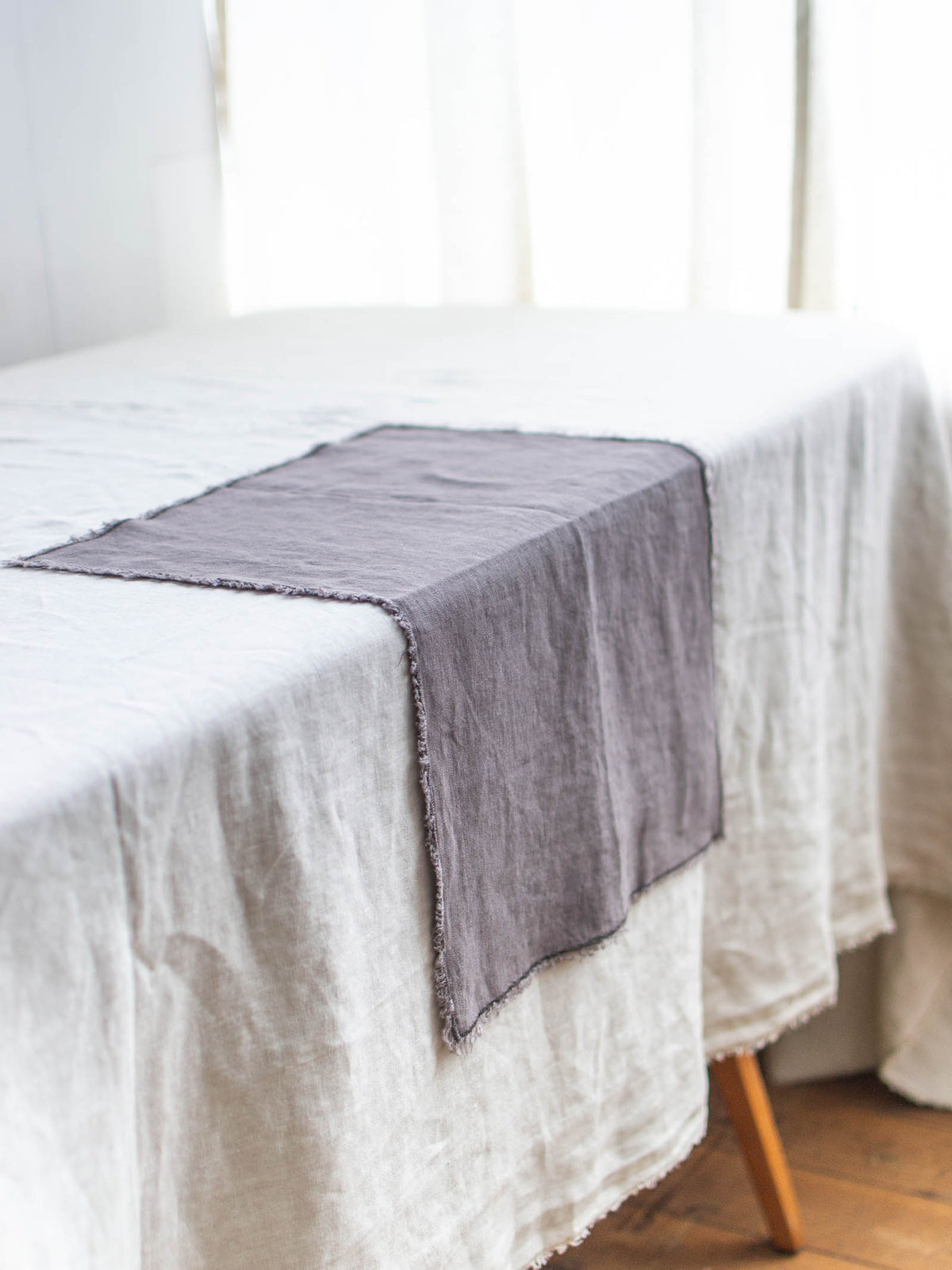 Linen プレイスマット — ANTRY USE ONLY GENUINE