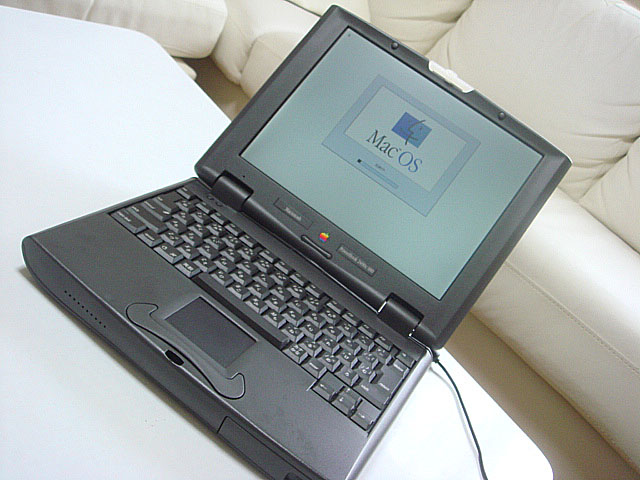 PowerBook 2400C/180 (Apple) 1997年 | 古いハードに囲まれて since2011