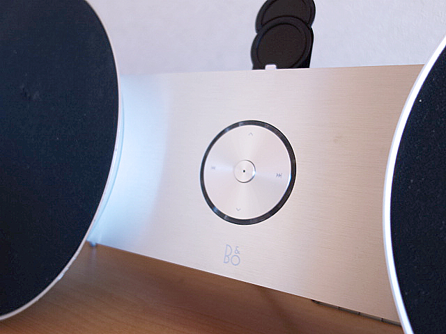 BeoPlay A8 2012年 | 古いハードに囲まれて since2011