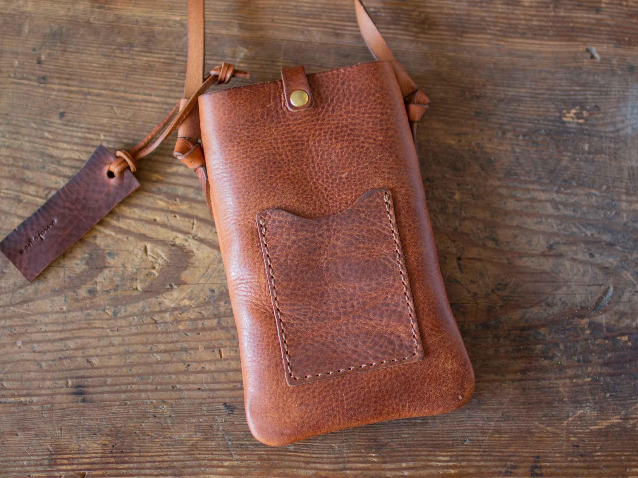 スマホショルダーをリニューアル（旧仕様ご注文は6/30まで