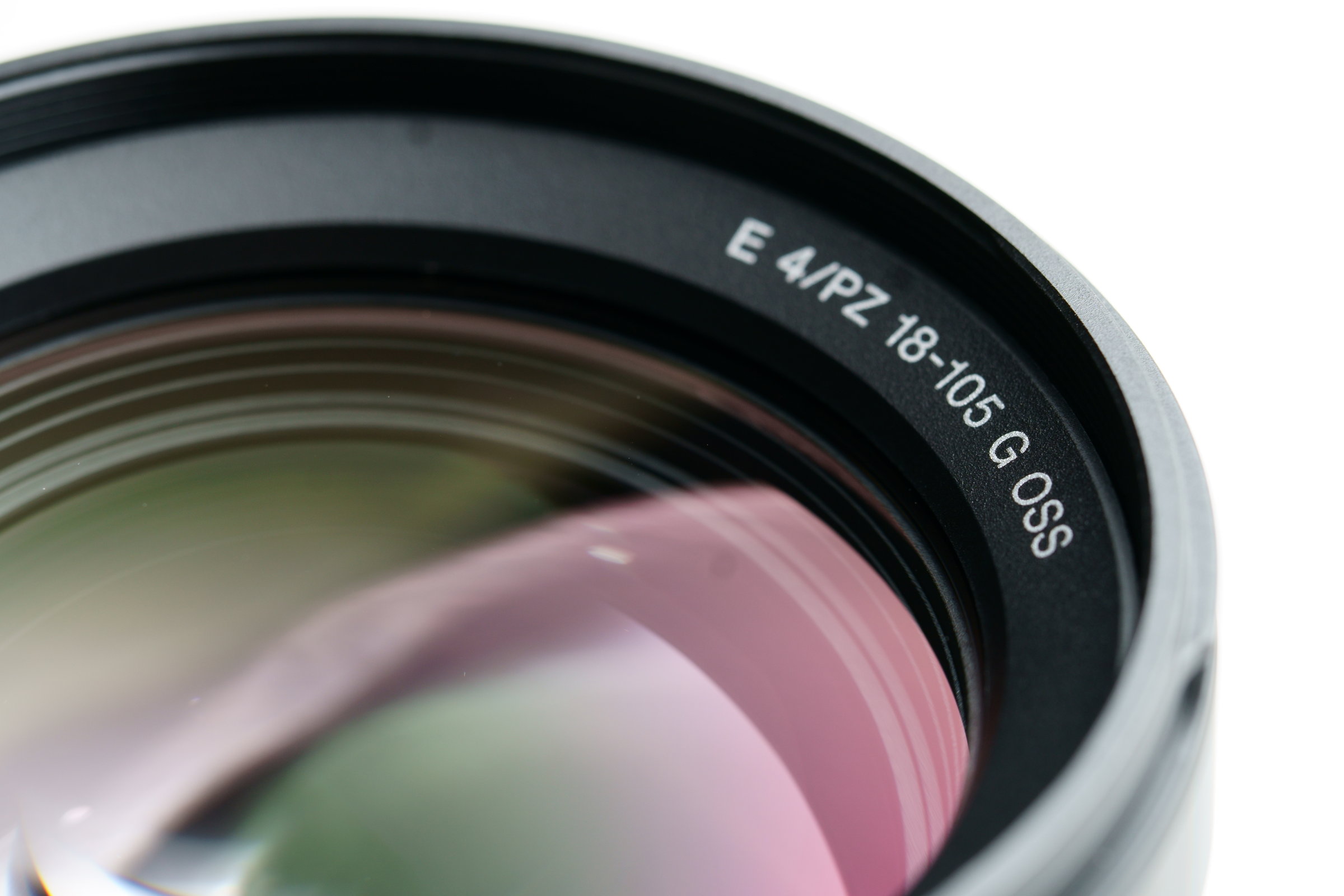 SELP18105G (E PZ 18-105mm F4 G OSS) を3年使ったのでレビューします