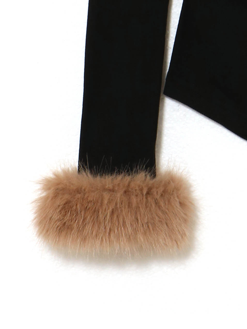 ANDMARY】Nicole fur tops